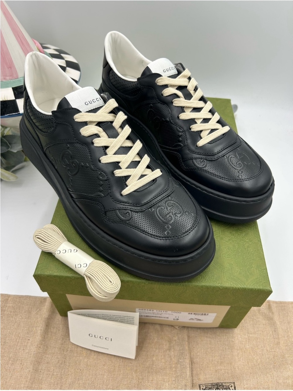 Men’s Gucci GG embossed leather sneakers size 11 fits 11.5 US made in Italy - Picture 2 of 10